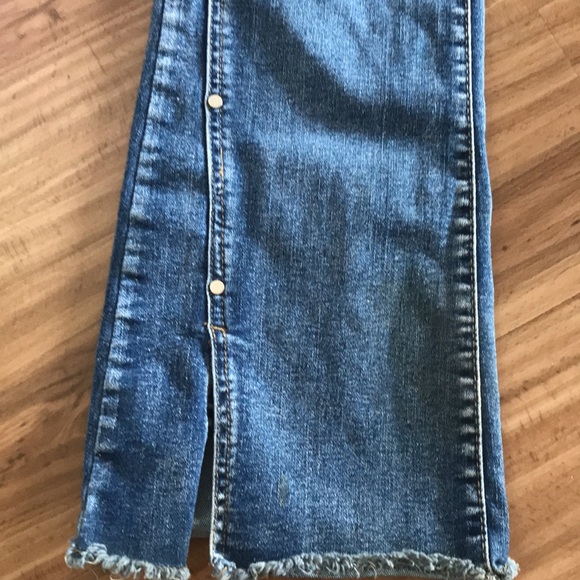 2 items,bermuda Denim jeans size S &size29,stretched,high waist flared leg jeans - Picture 4 of 5